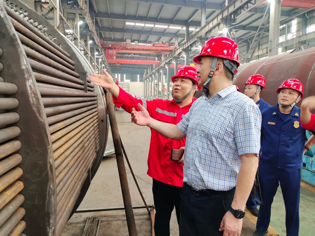 猇亭區(qū)副區(qū)長、黨組成員舒華容帶隊到化機公司檢查安全生產(chǎn)工作