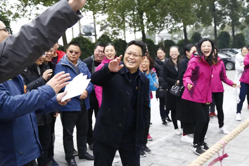 宜化集團(tuán)舉辦2019年迎新春職工運(yùn)動(dòng)會(huì)(圖2) 宜化集團(tuán)舉辦2019年迎新春職工運(yùn)動(dòng)會(huì)(圖2)