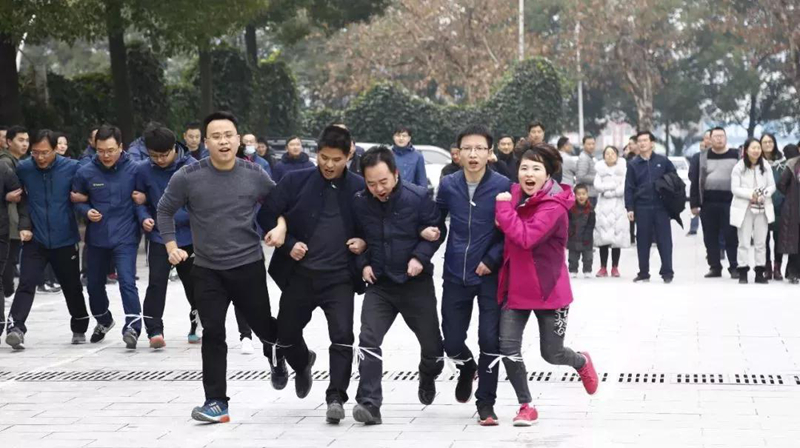 宜化集團(tuán)舉辦2019年迎新春職工運(yùn)動(dòng)會(huì)(圖3) 宜化集團(tuán)舉辦2019年迎新春職工運(yùn)動(dòng)會(huì)(圖3)