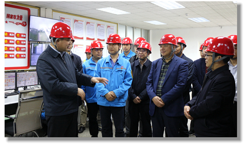 張家勝:提高本質(zhì)安全水平 做到警鐘長(zhǎng)鳴萬無一失(圖1) 張家勝:提高本質(zhì)安全水平 做到警鐘長(zhǎng)鳴萬無一失(圖1)