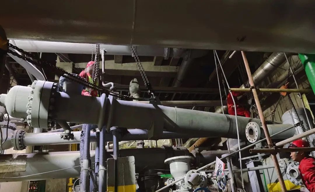 全力以赴 奮戰(zhàn)大修(圖2) 圖片