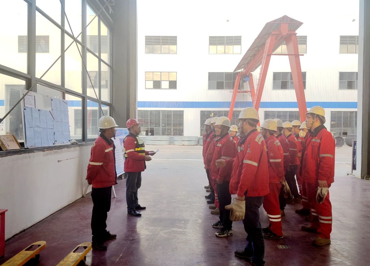 設(shè)備制造分公司開展制作工實(shí)操培訓(xùn)(圖2) 設(shè)備制造分公司開展制作工實(shí)操培訓(xùn)(圖2)