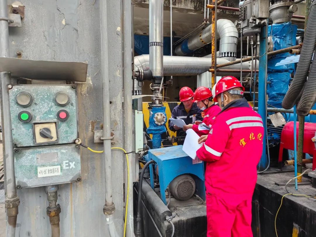 維保頂梁柱 檢修排頭兵(圖2) 維保頂梁柱 檢修排頭兵(圖2)