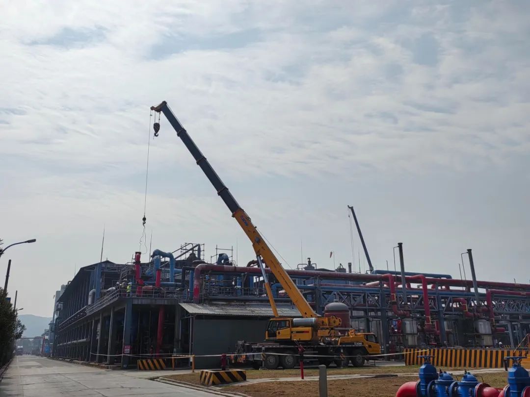 維保頂梁柱 檢修排頭兵(圖1) 維保頂梁柱 檢修排頭兵(圖1)