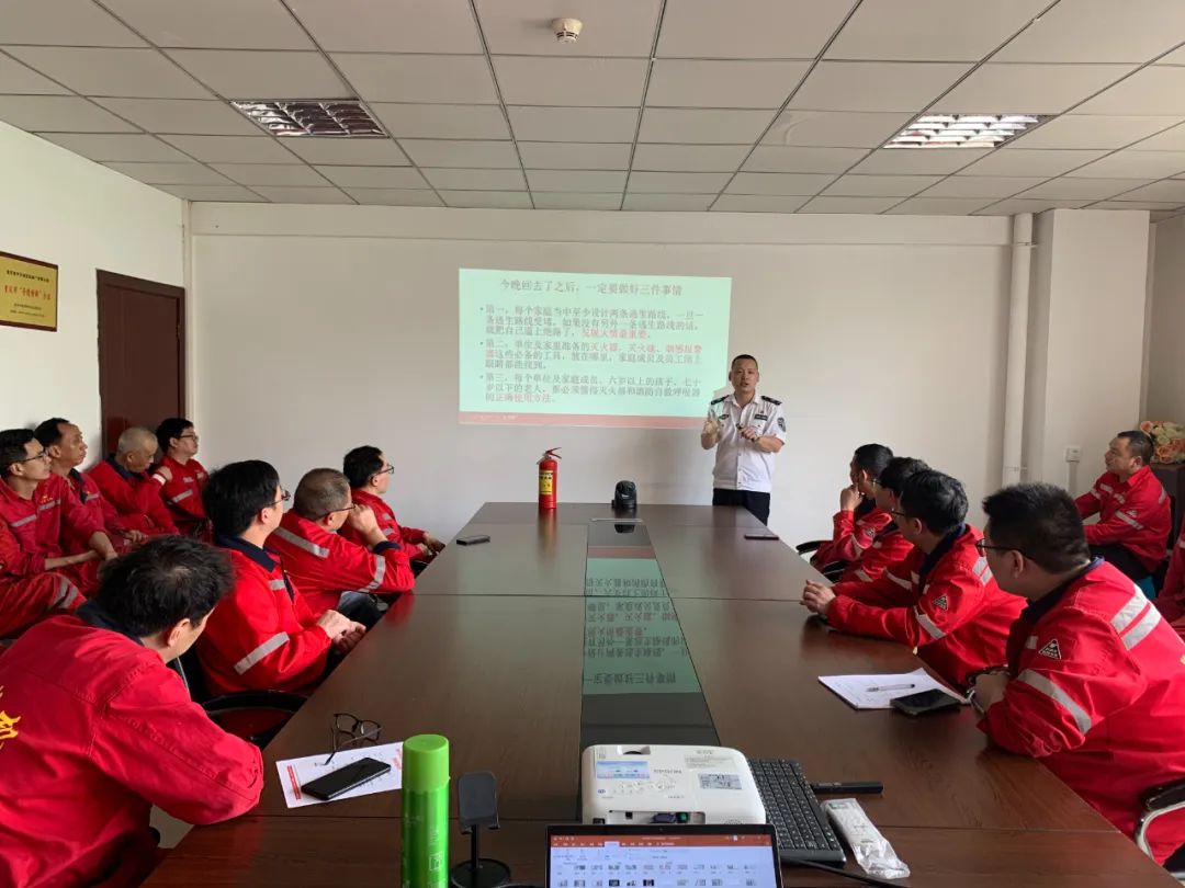 開展消防安全培訓(xùn)，防患于未然(圖1)