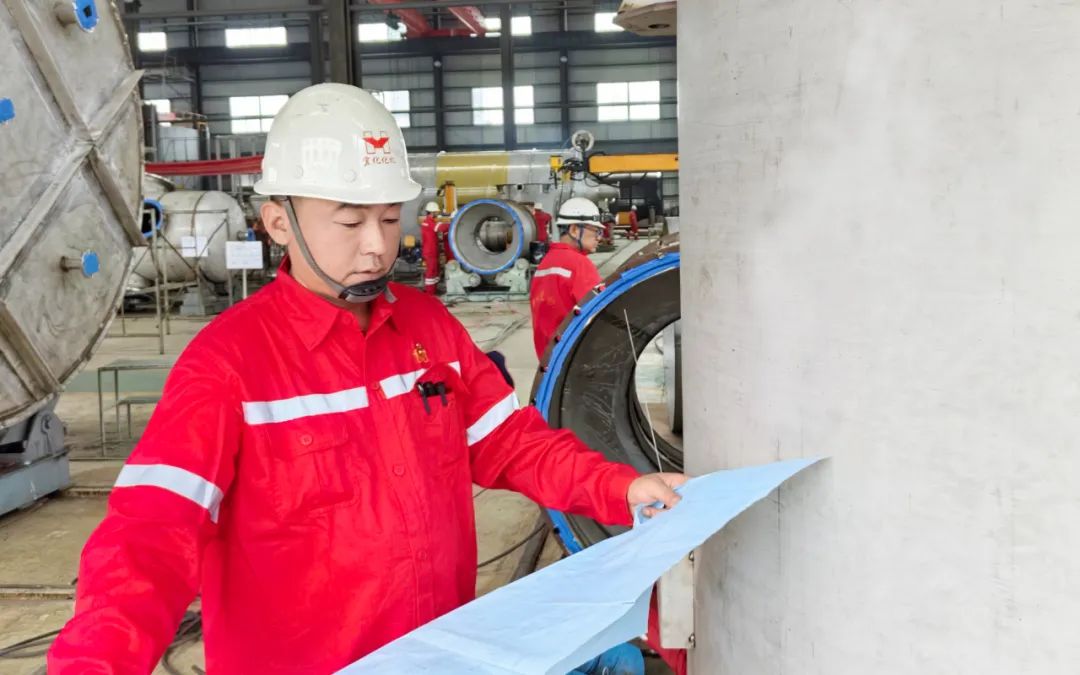 【宜化榜樣】化機(jī)公司杜國圣：加強(qiáng)班組管理，用實(shí)干詮釋擔(dān)當(dāng)(圖4)