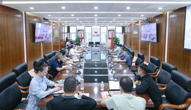 集團召開9月份安全例會 對雙節(jié)期間安全生產(chǎn)工作再安排再部署(圖1) 集團召開9月份安全例會 對雙節(jié)期間安全生產(chǎn)工作再安排再部署(圖1)