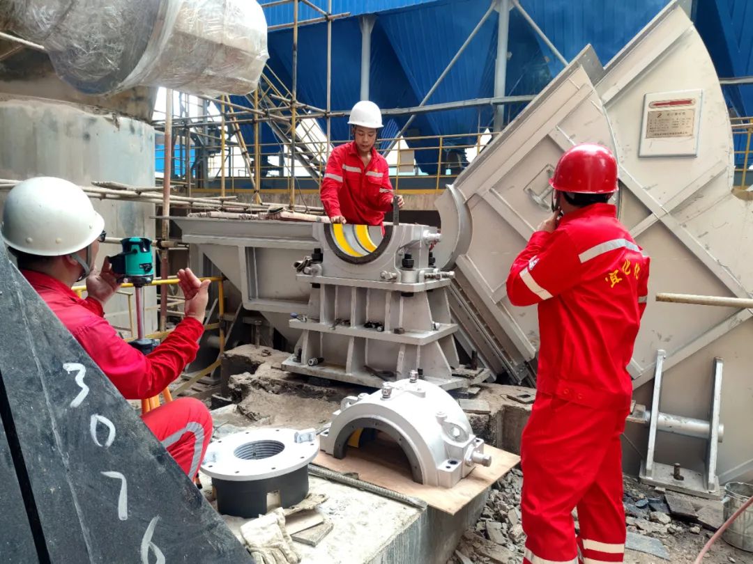 【開(kāi)新局】華新水泥K2窯年度檢修項(xiàng)目順利開(kāi)工(圖2) 圖片